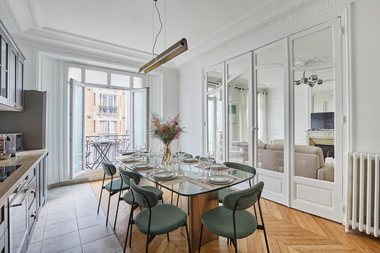Apartement Center Of Paris By Studio Prestige Esterno foto